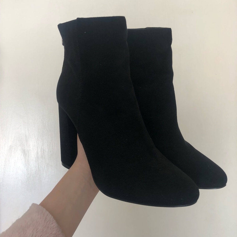 Black Heeled Boots